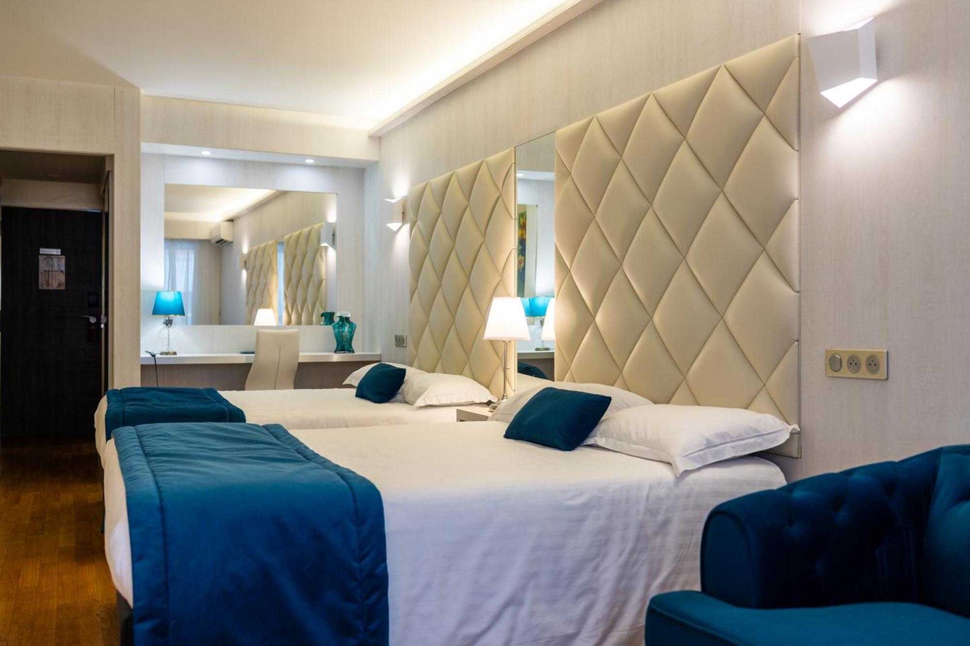 Hotel Le Fouquet'S Канны Экстерьер фото