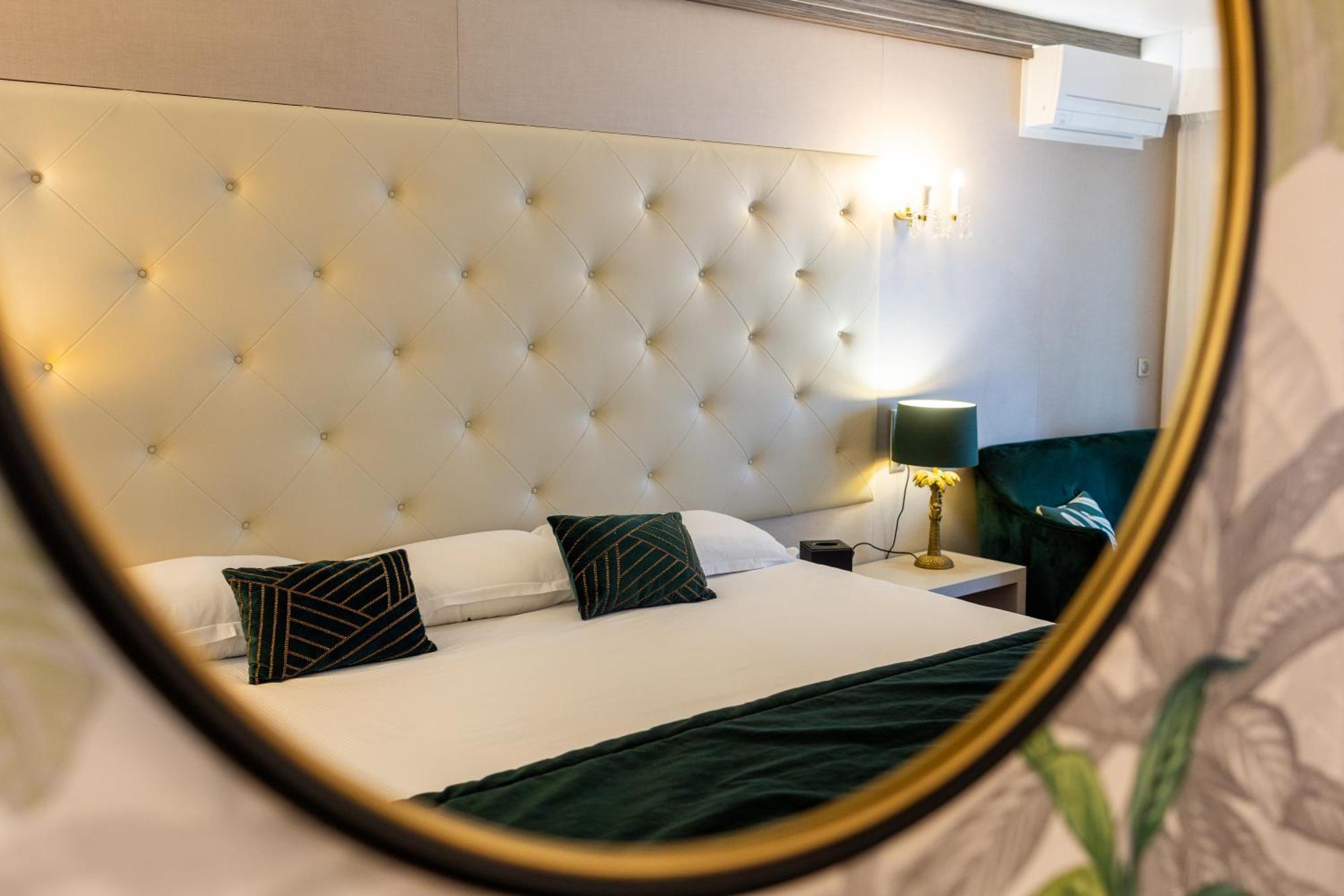 Hotel Le Fouquet'S Канны Экстерьер фото
